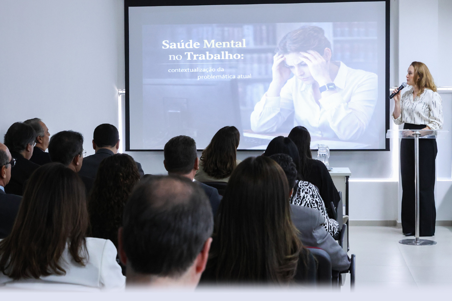 Formação de gestores reforça cuidado com saúde mental no trabalho