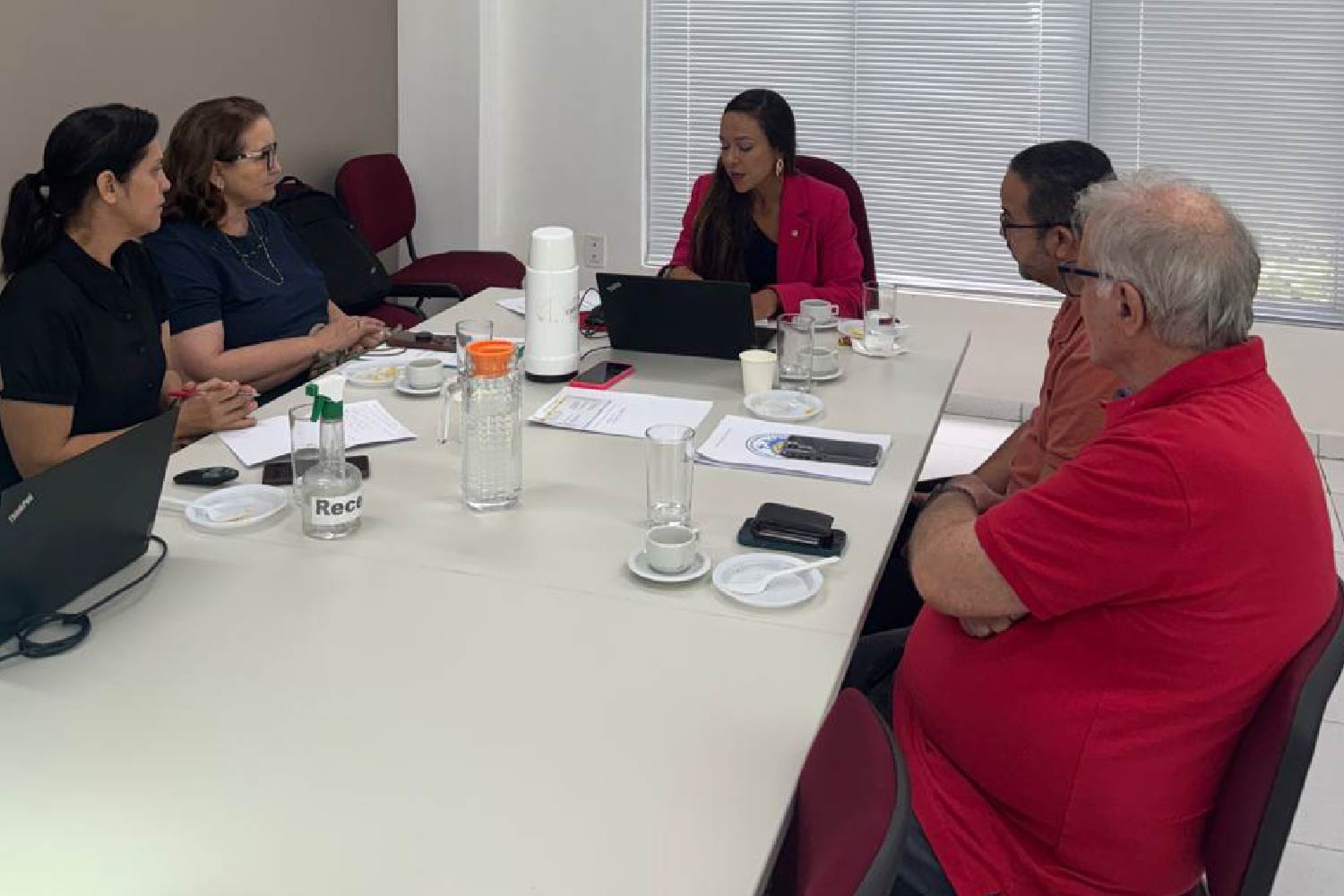 Projeto reforça reinserção social com alimentação e capacitação