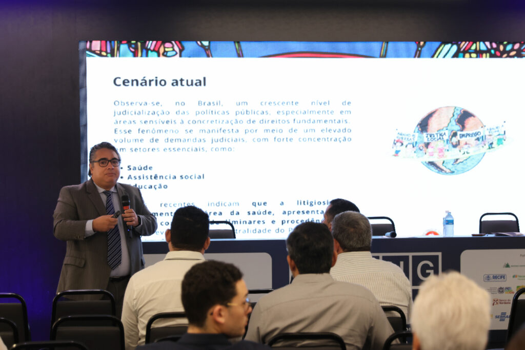 Debate sobre direitos pauta Congresso Municipalista de Pernambuco